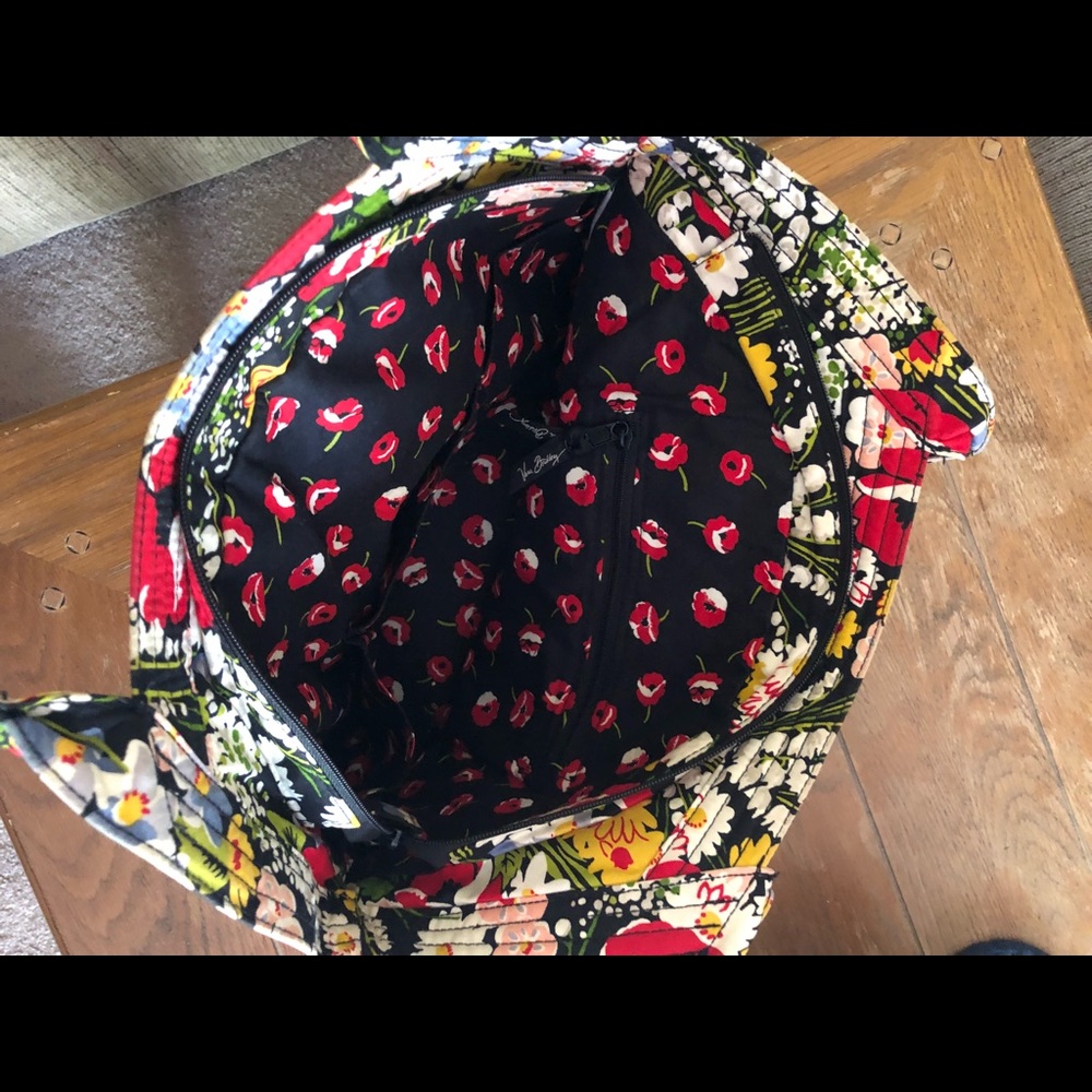 Vera Bradly Shoulder bag! - Picture 3 of 5